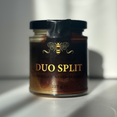 An image of our Duo Split Chocolate & Creamy Honey Spread